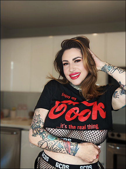 LOS ANGELES COMPANIONS ::TANIA:: - The Tonsorial Artist on City Source